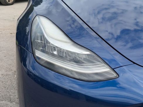 Used 2020 Tesla Model Y Long Range image 11