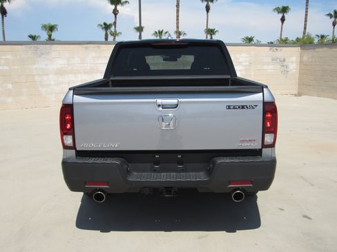 Certified 2022 Honda Ridgeline Sport image 7