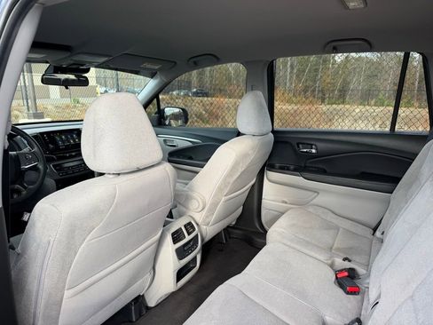 Used 2019 Honda Pilot EX image 20