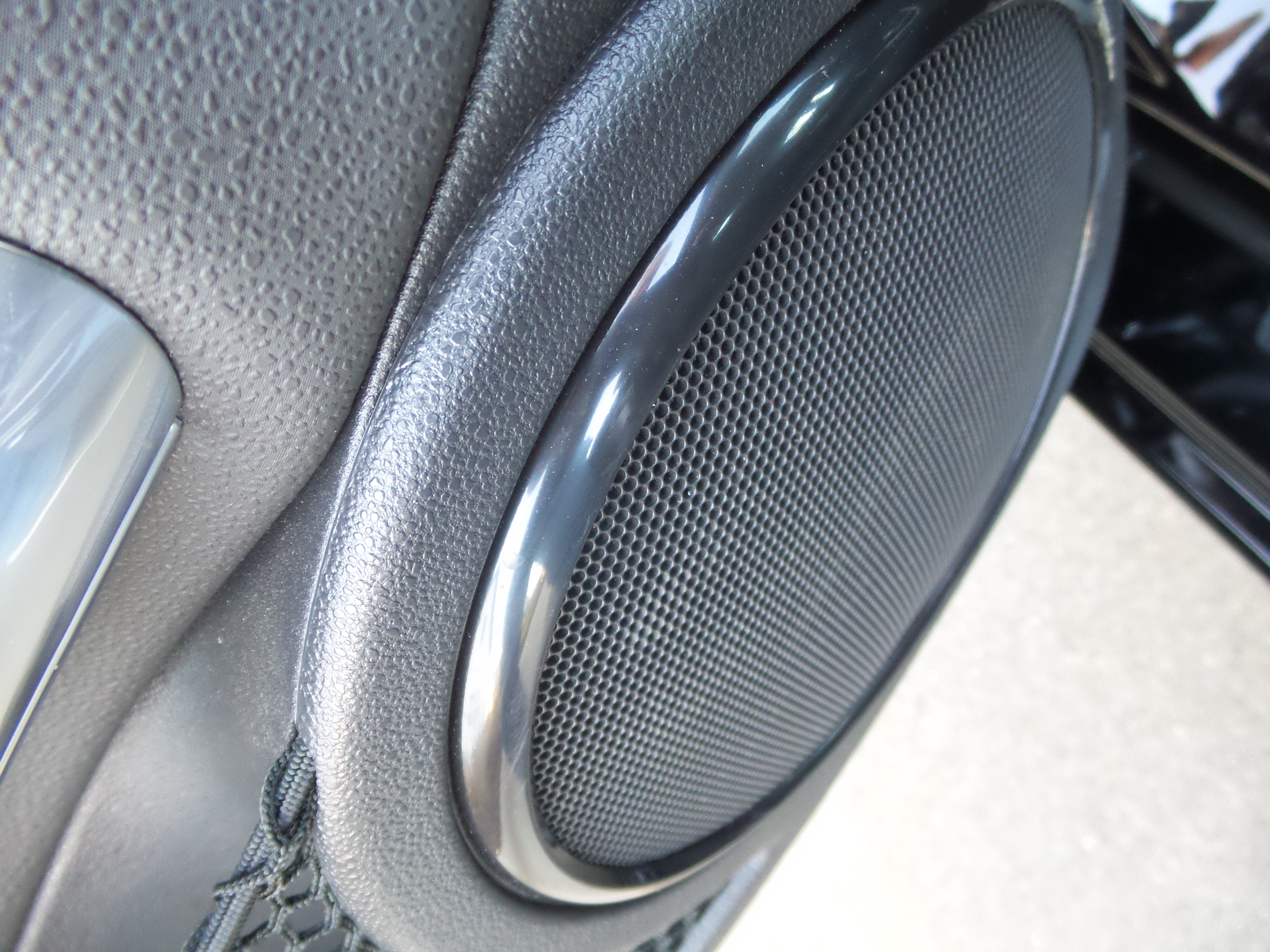 Used 2007 Chrysler Crossfire Coupe RWD image 64