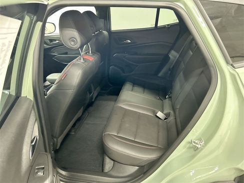 Used 2024 Chevrolet Trax RS w/ Driver Confidence Package image 19