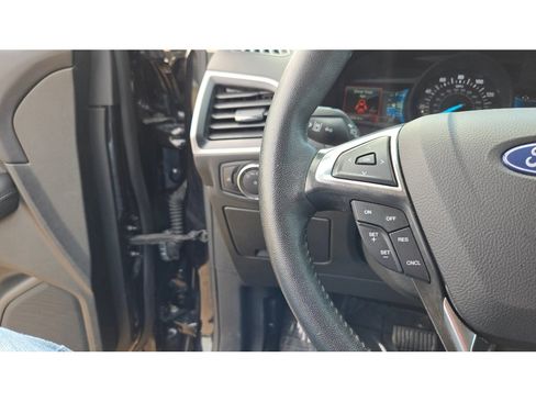 Used 2024 Ford Edge SEL AWD/4WD image 26
