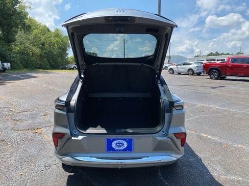 New 2025 Buick Envista Avenir image 23