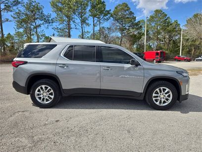 Used 2023 Chevrolet Traverse LS