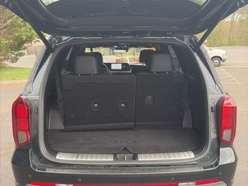 Used 2023 Hyundai Palisade Calligraphy w/ Cargo Package image 28