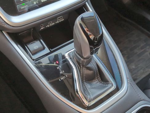 Used 2024 Subaru Legacy Limited image 24