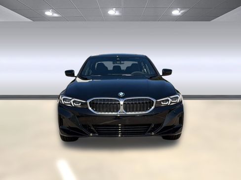 Used 2026 BMW 330i xDrive Sedan w/ Premium Package AWD/4WD image 5