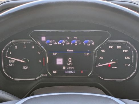 Used 2021 GMC Yukon XL SLT w/ SLT Premium Package image 36