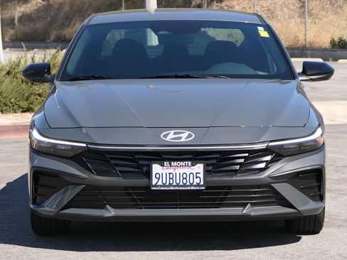 Used 2025 Hyundai Elantra Sport w/ Cargo Package FWD image 8