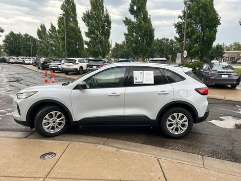 Used 2025 Ford Escape Active FWD image 4