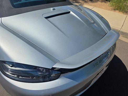 Used 2018 Porsche 718 Boxster S RWD image 20