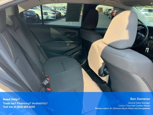 Used 2024 Toyota Corolla LE FWD image 11