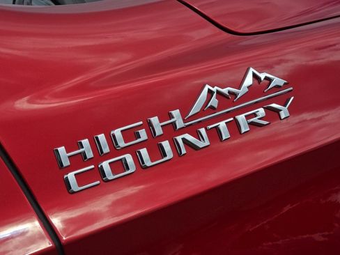 Used 2023 Chevrolet Tahoe High Country AWD/4WD image 29
