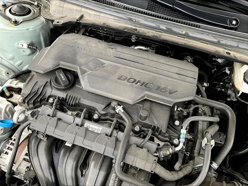 Used 2025 Kia K4 FWD image 28