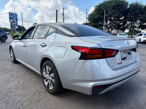 Used 2020 Nissan Altima 2.5 S FWD image 5