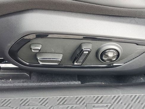 New 2026 Dodge Charger R/T AWD/4WD image 19