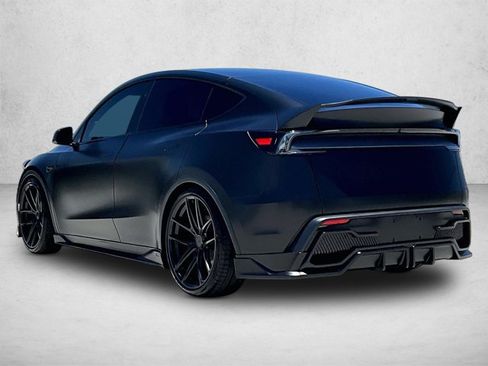 Used 2026 Tesla Model Y 2WD image 13