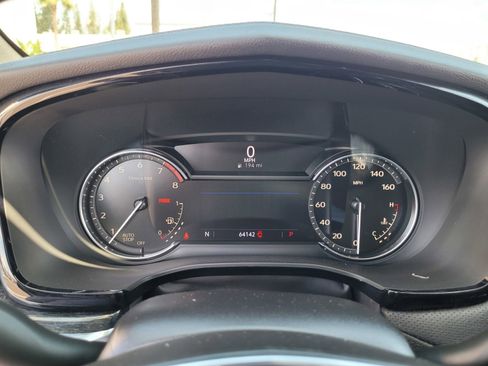 Used 2022 Cadillac XT5 Premium Luxury FWD image 23