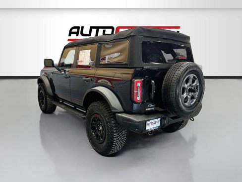 Used 2023 Ford Bronco Wildtrak AWD/4WD image 5