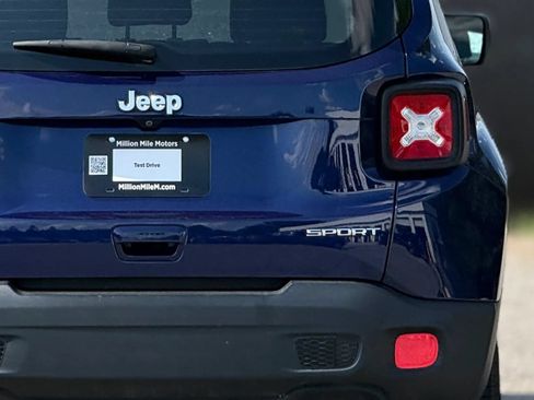 Used 2018 Jeep Renegade Sport w/ Power & Air Group AWD/4WD image 14