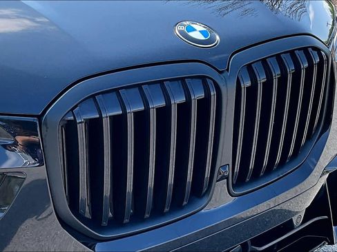 Certified 2023 BMW X7 xDrive40i w/ M Sport Package image 32