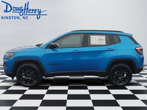 New 2026 Jeep Compass Latitude w/ Sun and Sound Group image 2