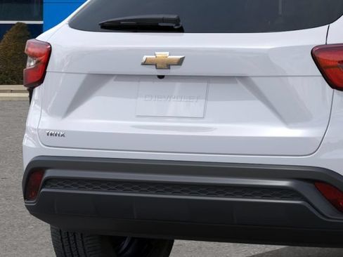 New 2026 Chevrolet Trax LS FWD image 14