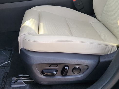 Used 2025 Lexus RX 350 FWD w/ Convenience Package image 21