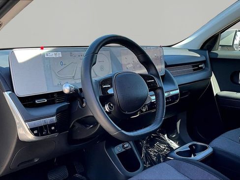 Used 2024 Hyundai Ioniq 5 SEL RWD image 18
