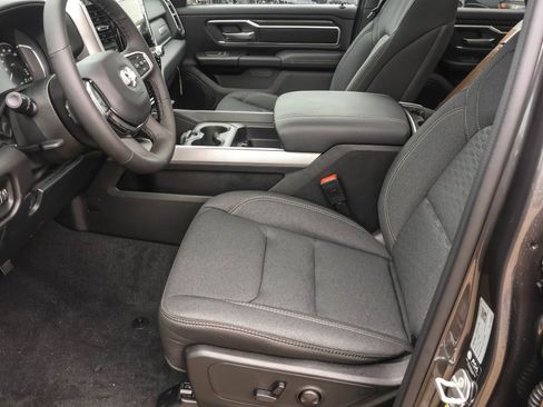 New 2026 RAM 1500 Big Horn AWD/4WD image 4