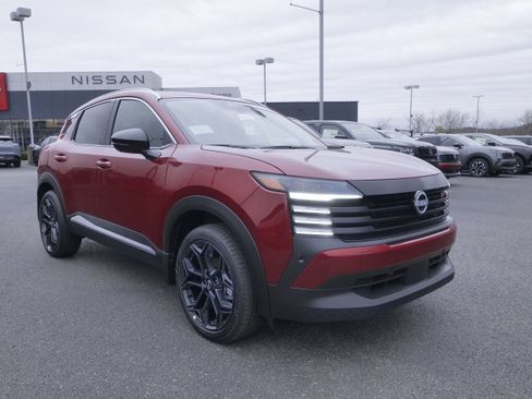 New 2026 Nissan Kicks SR w/ SR Premium Package image 2