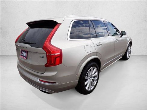 Used 2016 Volvo XC90 T6 Inscription w/ Vision Package AWD/4WD image 4