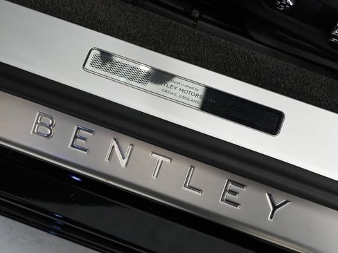 Used 2022 Bentley Continental GT AWD/4WD image 43