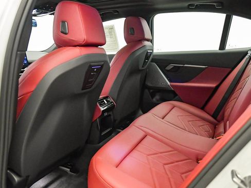 Used 2025 BMW 530i w/ Premium Package image 20