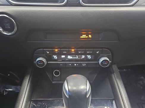 Used 2020 MAZDA CX-5 Touring FWD image 23