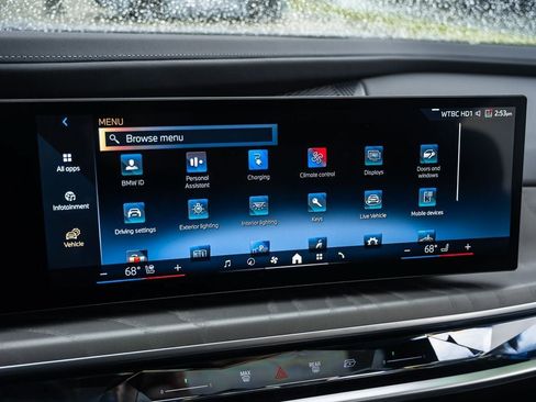 Used 2023 BMW i7 xDrive60 AWD/4WD image 25