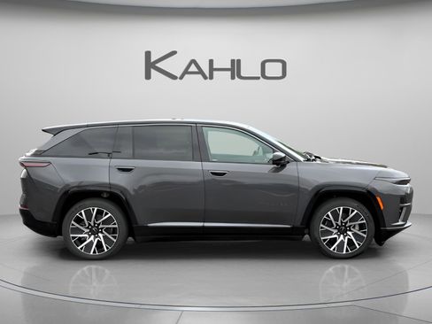 New 2025 Jeep Wagoneer S Limited w/ Comfort Package image 6