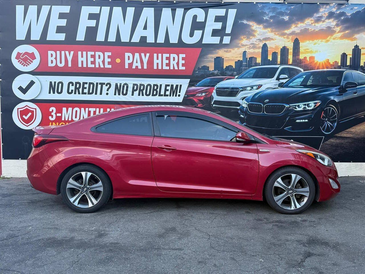 Used 2014 Hyundai Elantra FWD image 3