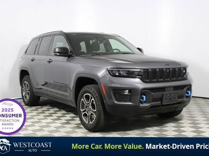 Used 2022 Jeep Grand Cherokee Trailhawk w/ Advanced Protech Group II