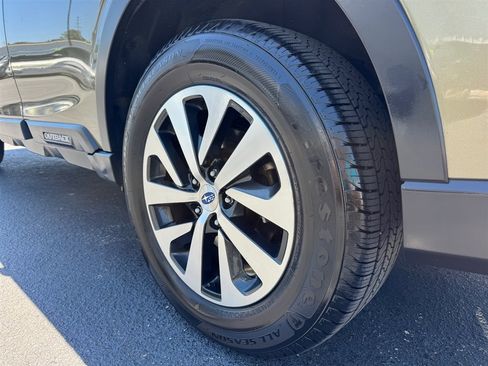 Used 2020 Subaru Outback Premium w/ Popular Package #1 AWD/4WD image 10