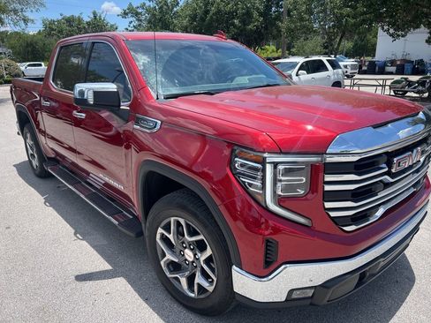 Used 2023 GMC Sierra 1500 SLT w/ SLT Premium Package RWD image 2