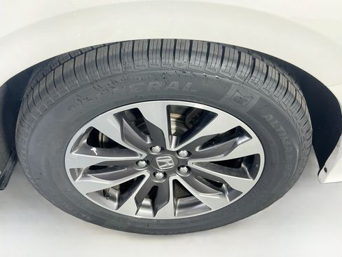 Used 2023 Honda Odyssey EX-L image 32