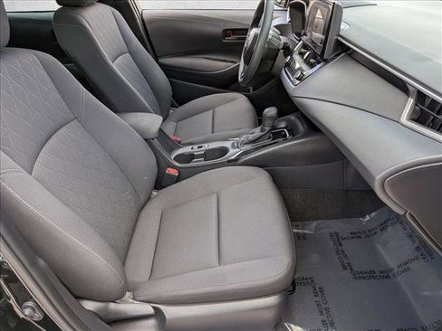 Used 2023 Toyota Corolla LE w/ LE Convenience Package FWD image 19