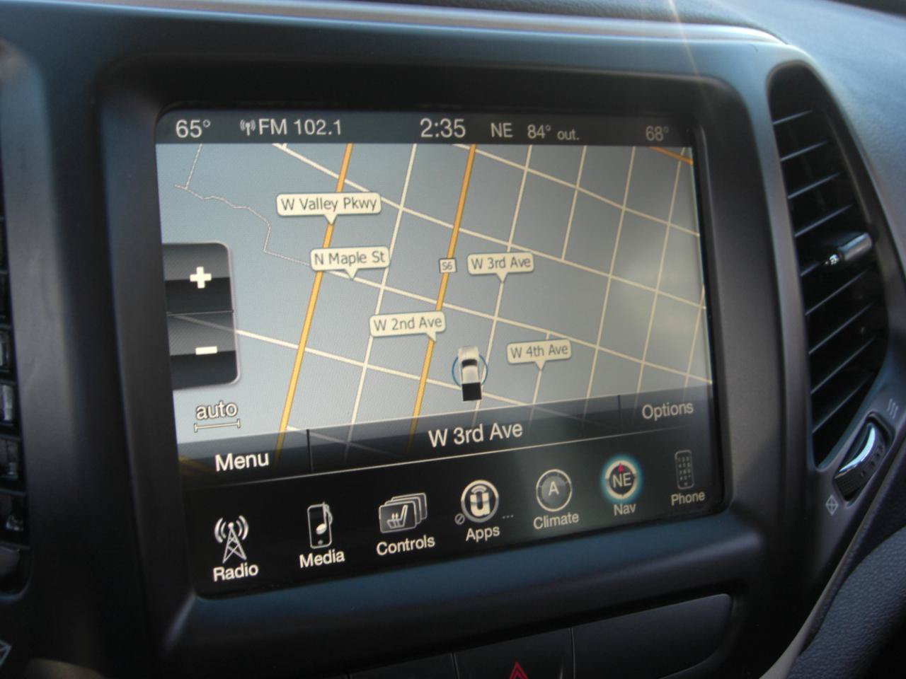 Used 2018 Jeep Cherokee Limited w/ High Altitude Package FWD image 23