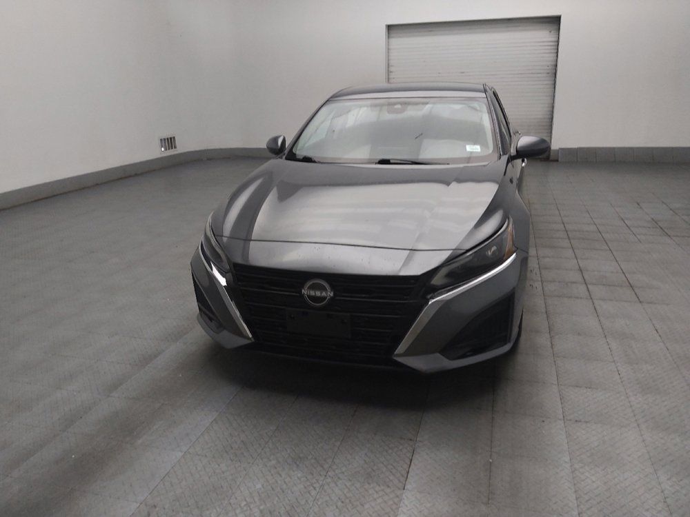 Used 2023 Nissan Altima 2.5 SV FWD image 15