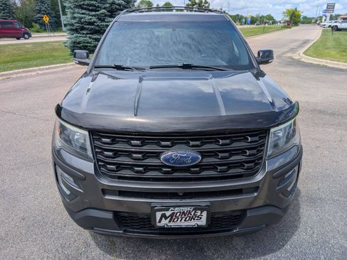 Used 2017 Ford Explorer Sport w/ Equipment Group 401A AWD/4WD image 4