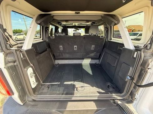 Used 2025 Ford Bronco Badlands AWD/4WD image 13