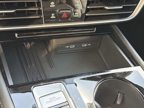 New 2026 Volkswagen Atlas Cross Sport SE FWD image 24