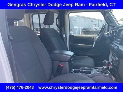 Used 2022 Jeep Wrangler Unlimited Sport AWD/4WD image 16