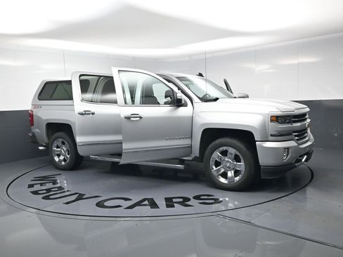 Used 2017 Chevrolet Silverado 1500 LTZ Z71 w/ LTZ Plus Package image 25
